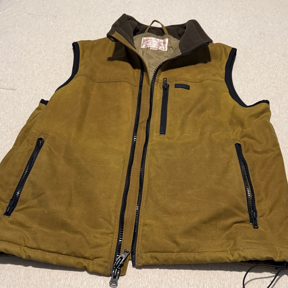 Filson Dark-Tan Tin Cloth Primaloft Vest